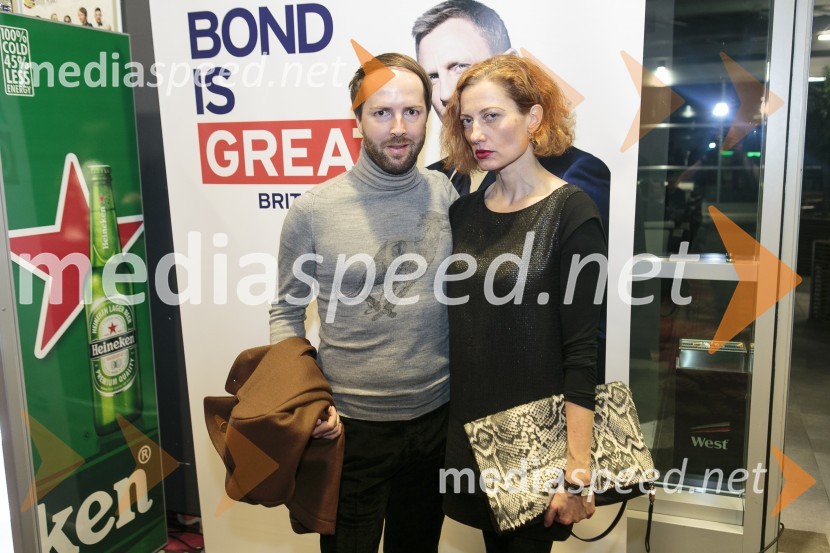  Dejan David Kemperl, revija Golf Club;  Hermina Kovačič, svetovalka za odnose z javnostmi, Festival LjubljanaSvečana premiera Spectre v Cineplexxu Kranj