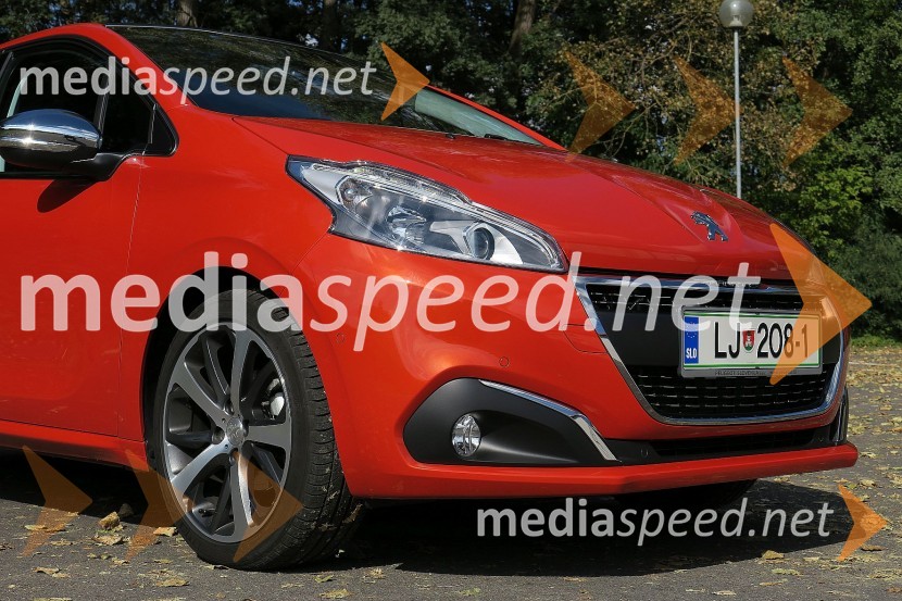 Peugeot 208 Allure 1.2 PureTech 110 Stop&StartPeugeot 208 Allure 1.2 PureTech 110 Stop&Start, mediaspeed test