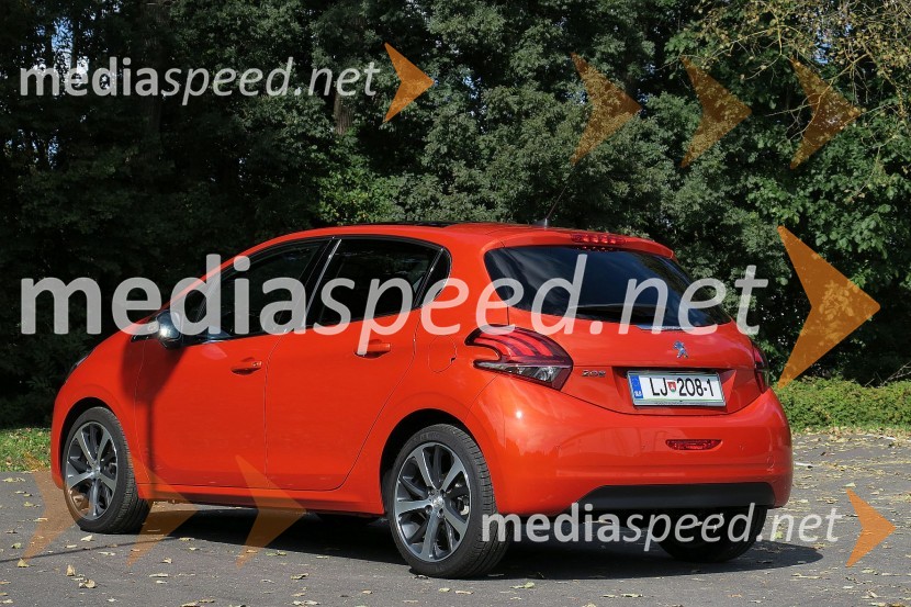 Peugeot 208 Allure 1.2 PureTech 110 Stop&StartPeugeot 208 Allure 1.2 PureTech 110 Stop&Start, mediaspeed test