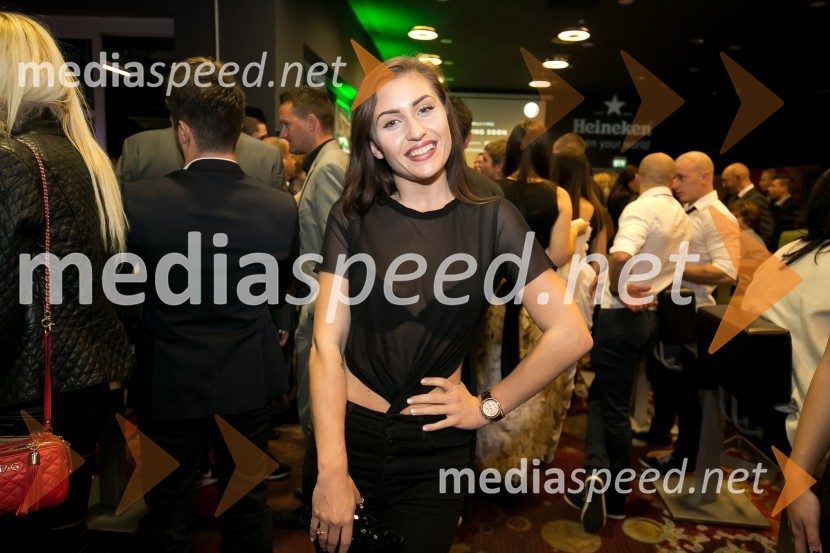  Anja Jenko, fotomodelSvečana premiera Spectre v Cineplexxu Kranj