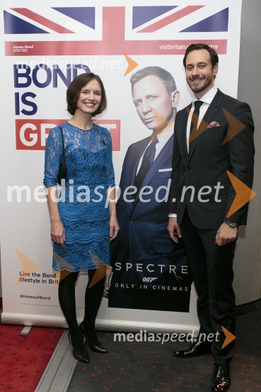  Sophie Honey, veleposlanica Združenega kraljestva Velika Britanija in Severna Irska v Republiki Sloveniji;  Miha Rodman, igralecSvečana premiera Spectre v Cineplexxu Kranj
