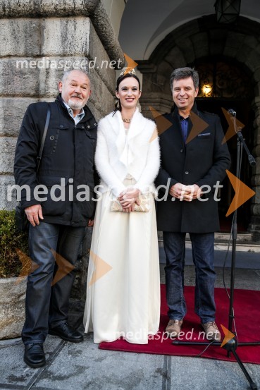  Rado Stojanovič, organizator Salona penečih vin, Slovenskega festivala vin, Martinovanja v Ljubljani, Ljubljanske vinske poti;  Sandra Vučko, Vinska kraljica Slovenije 2015;  Dejan Crnek, podžupan, Mestna občina Ljubljana, Lista Zorana Jankovića, predsednik športnega društva Narodni domMartinovanje v Ljubljani 2015