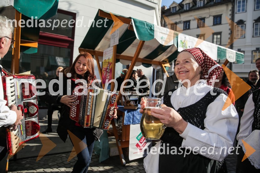  Natalija Hočevar;  ... Martinovanje v Ljubljani 2015