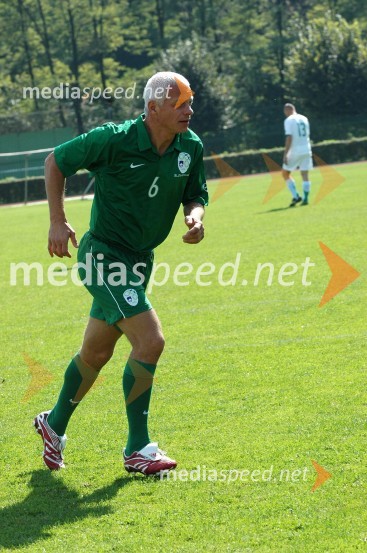 Drago Kos, predsednik protikorupcijske komisije, ki ima tudi licenco za sojenje mednarodnih nogometnih tekemSrce športa - dan fairplaya