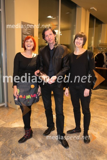  Simona  Hamer, dramaturginja;  Boštjan Narat, glasbenik;  Eva Nina  Lampič, režiserkaSamorastniki, premiera predstave MGL