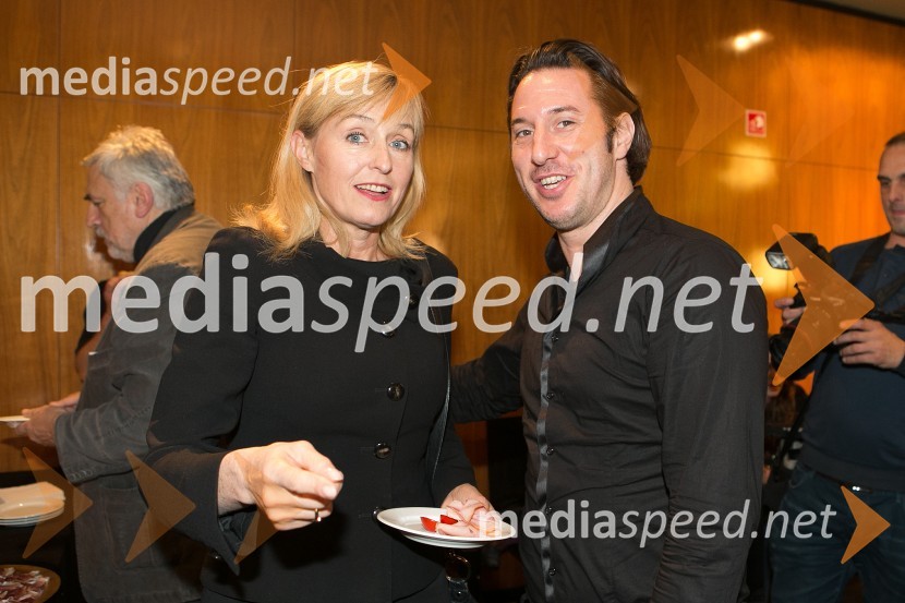  Judita Zidar, igralka;  ... Samorastniki, premiera predstave MGL