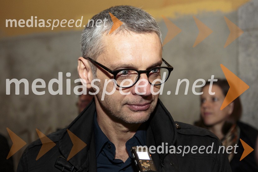  Primož Ekart, režiser predstave Slovenska literatura od A do ŽSlovenska literatura od A do Ž