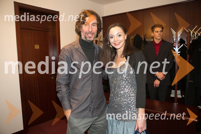  Uroš Rakovec, glasbenik;  Judita Polak, šepetalkaMali nočni kvartet, premiera PGK