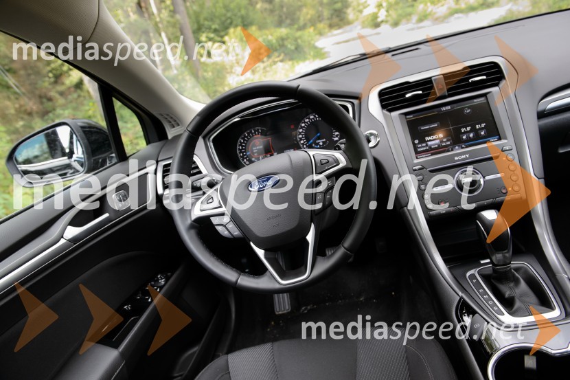 Ford Mondeo Karavan 2.0 TDCi Powershift Titanium, notranjostFord Mondeo Karavan 2.0 TDCi Powershift Titanium, mediaspeed test