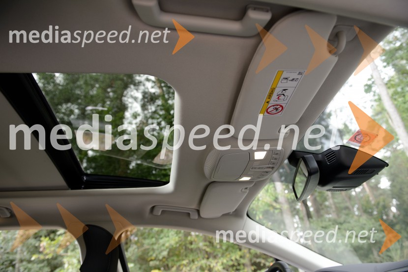 Ford Mondeo Karavan 2.0 TDCi Powershift Titanium, strešno oknoFord Mondeo Karavan 2.0 TDCi Powershift Titanium, mediaspeed test