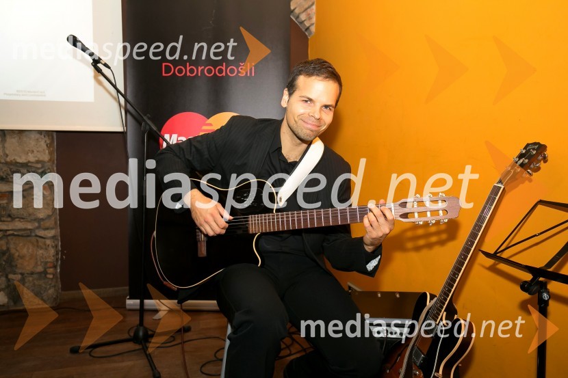  Klemen Smolej, glasbenikMasterCard, novinarsko srečanje