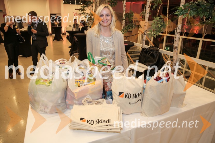  Ana Lukner Roljič, ustanoviteljica zavoda Anina zvezdicaZmagovalec natečaja KD Skladov Vse je mogoče je ekipa ZoicBar