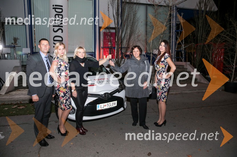  Roman Vesel, Toyota center Ljubljana;  ... ;  Polona Kolman, vodja prodaje vozil, Toyota center Ljubljana;  ... ;  ... Zmagovalec natečaja KD Skladov Vse je mogoče je ekipa ZoicBar