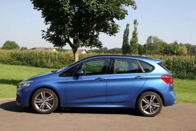 Mediaspeed - BMW 220d xDrive Active Tourer in BMW 218d Grand Tourer ...