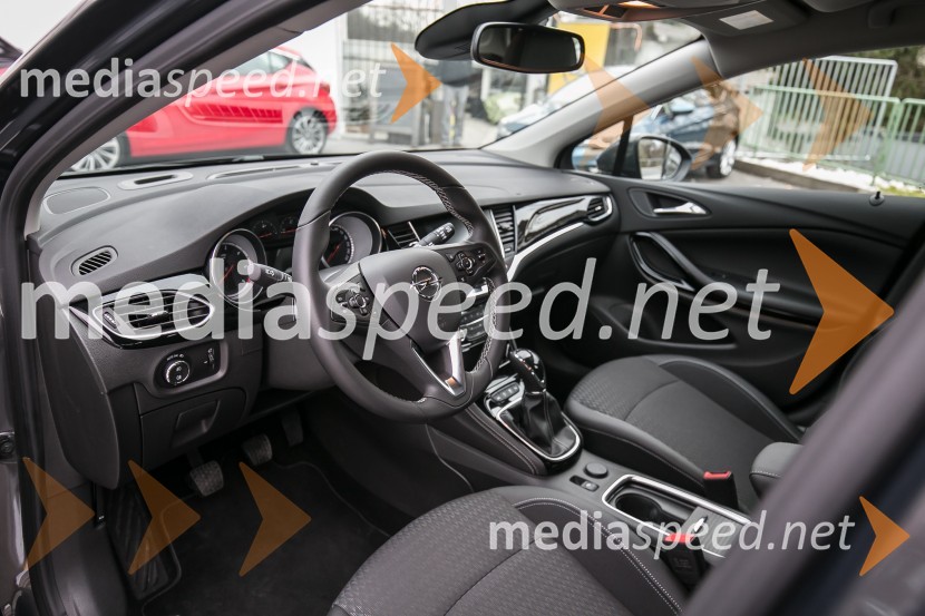 Nova Opel Astra, slovenska predstavitev