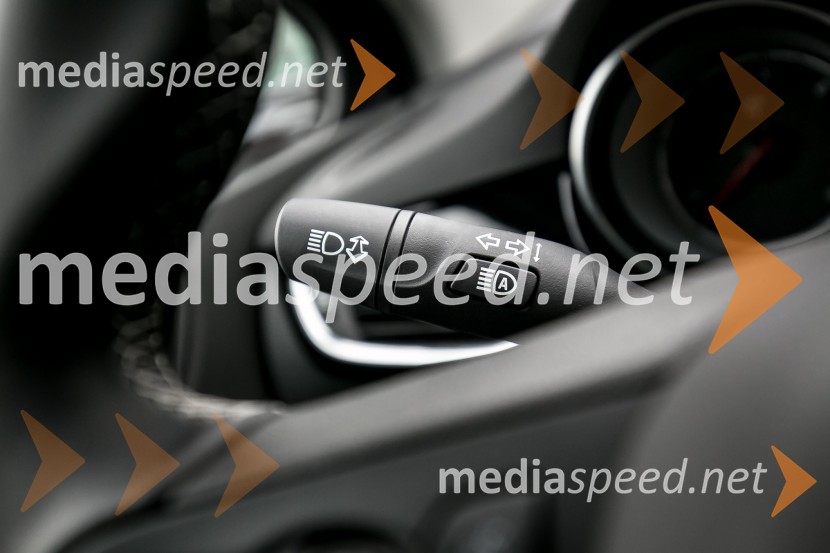 Nova Opel Astra, slovenska predstavitev