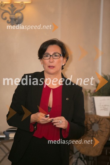  Milica Kopanja Šircelj, vodja odnosov z javnostmi, Opel SlovenijaNova Opel Astra, slovenska predstavitev