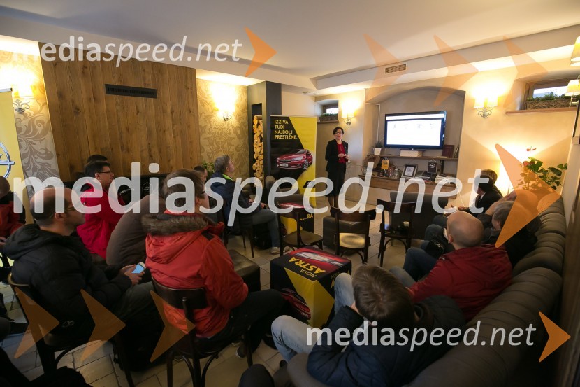 Nova Opel Astra, slovenska predstavitev