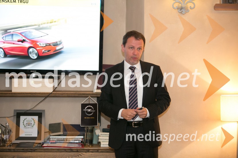  Borut Gazvoda, direktor, Opel SlovenijaNova Opel Astra, slovenska predstavitev