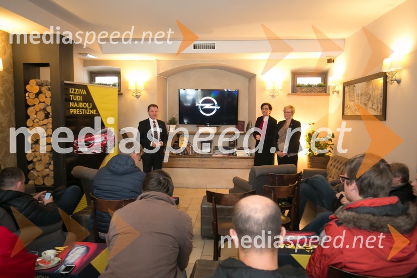 Nova Opel Astra, slovenska predstavitev