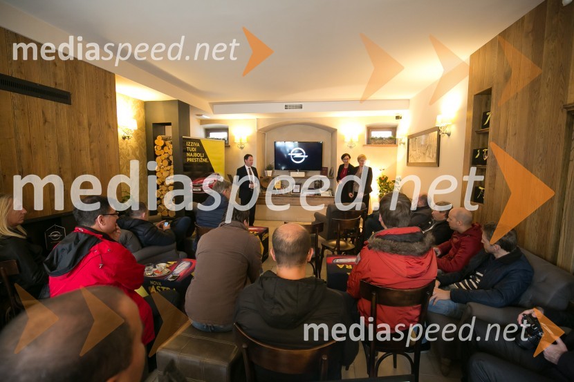 Nova Opel Astra, slovenska predstavitev