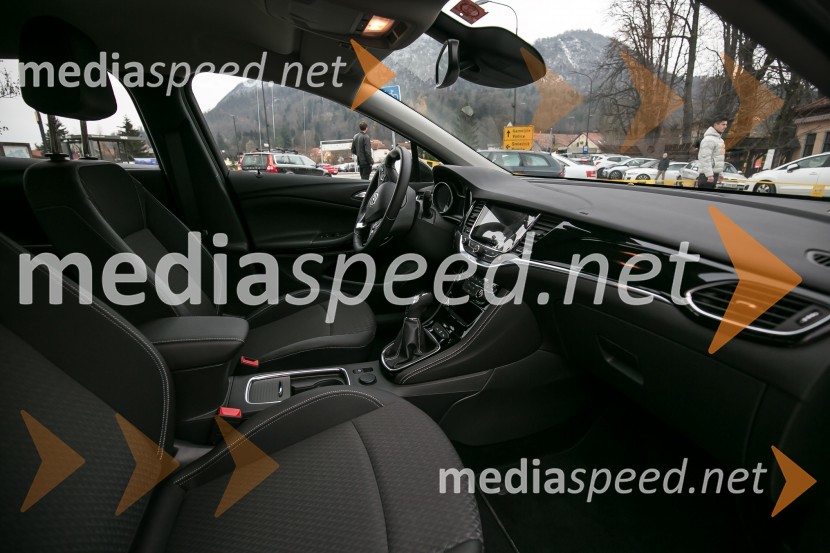 Nova Opel Astra, slovenska predstavitev