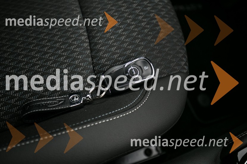 Nova Opel Astra, slovenska predstavitev