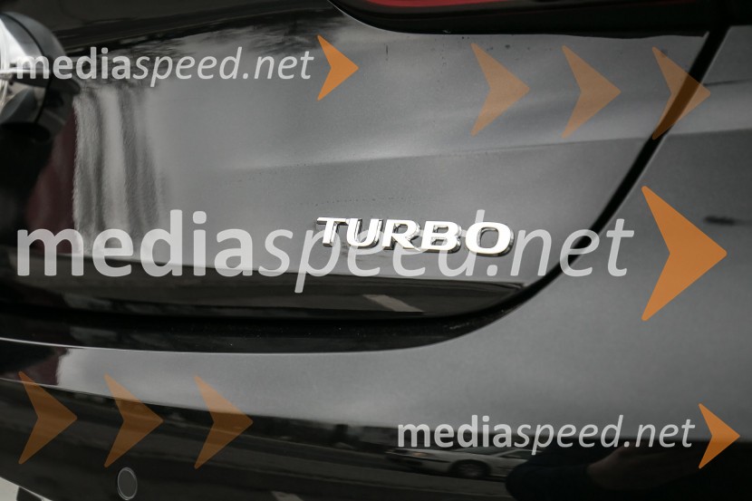 Nova Opel Astra, slovenska predstavitev