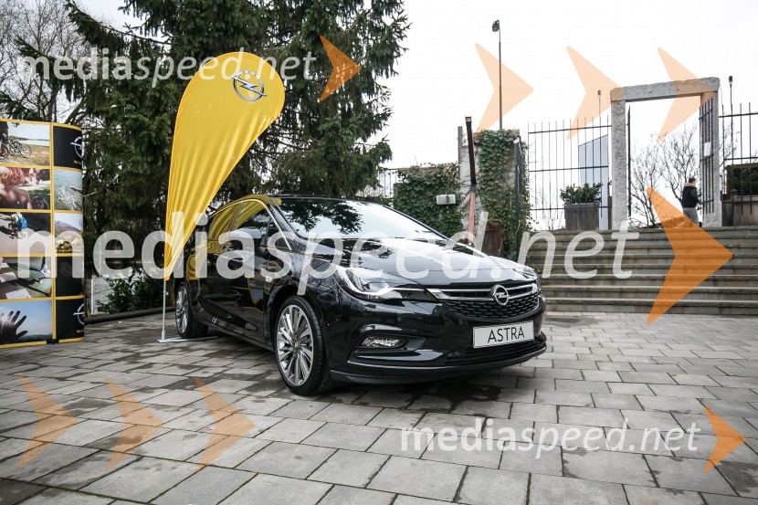 Nova Opel Astra, slovenska predstavitev