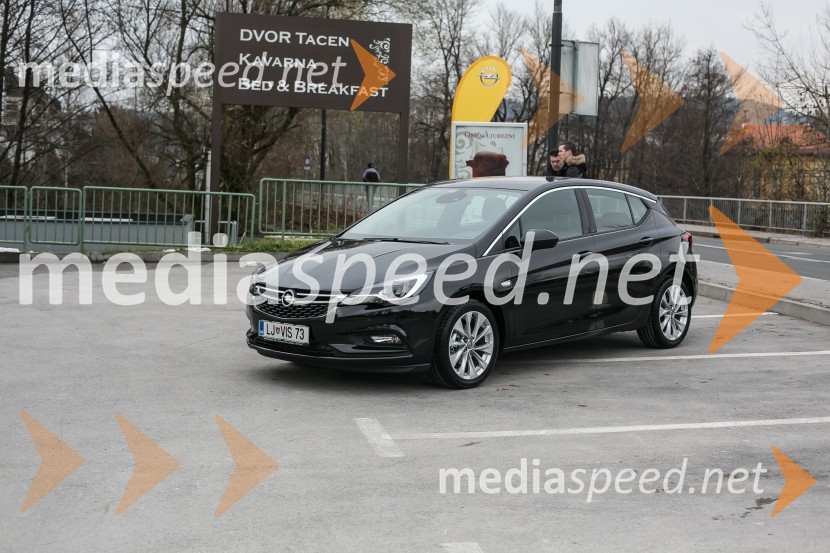 Nova Opel Astra, slovenska predstavitev