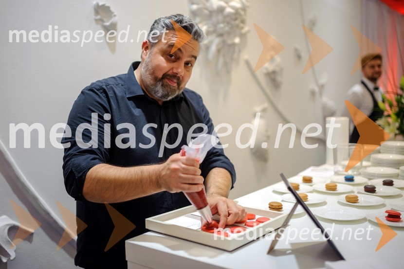  Karim Merdjadi, kuharski in slaščičarski mojster Otvoritev trgovine Hugo Boss  Emporium