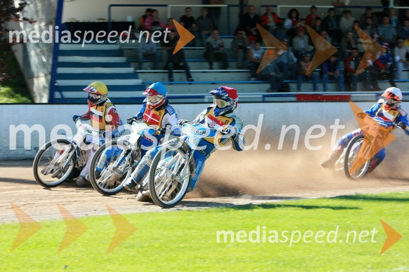 Denis Gizatullin, Rusija, Kenneth Hansen, Danska, Jurica Pavlic, Hrvaška in Lukaš Dryml, ČeškaSPEEDWAY UEM finale EP posameznikov