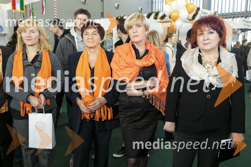  Erika Uruena;  Dunja Bohorič, predsednica odbora za SILA Bazar in članica Lions kluba Ljubljana;  Mojca Lah, predsednica SILA;  Vlasta Nussdorfer, varuhinja človekovih pravic22. SILA bazar 2015