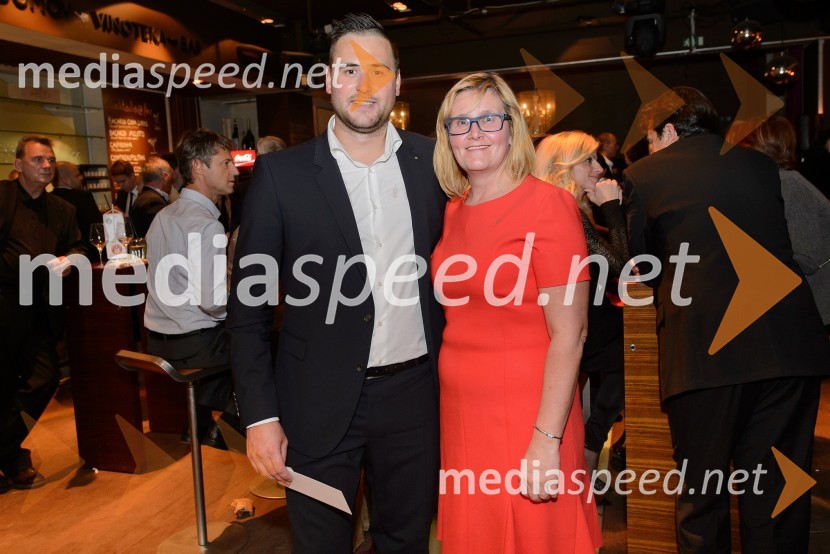  Aleš Borko, lastnik podjetja ALBO LS d.o.o., Lions klub Maribor Piramida;  Klaudija Šturm,  direktorica MR d.o.o. Maribor8. dobrodelna večerja Rotaract Maribor