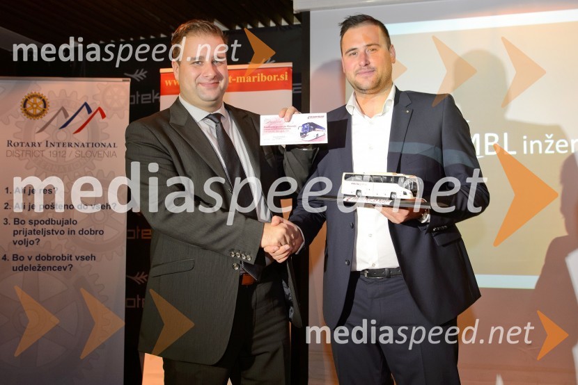  Samo Rumež, direktor, Center za sluh in govor Maribor;  Aleš Borko, lastnik podjetja ALBO LS d.o.o., Lions klub Maribor Piramida8. dobrodelna večerja Rotaract Maribor