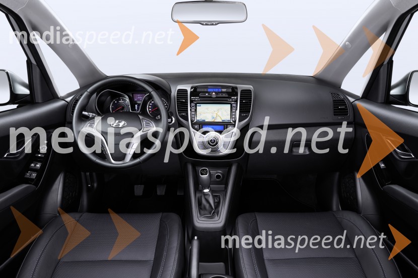 Hyundai ix20Slovenska predstavitev osveženih avtomobilov Hyundai ix20 in i40