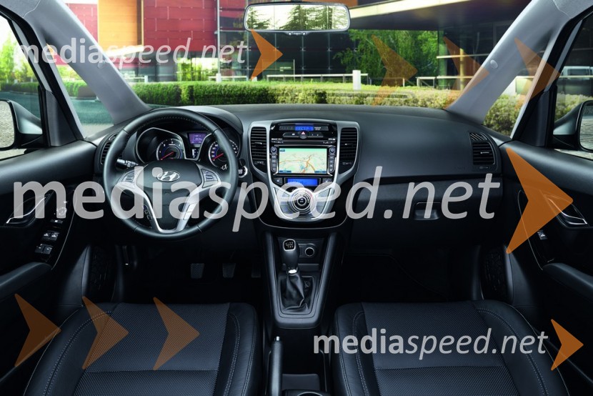 Hyundai ix20Slovenska predstavitev osveženih avtomobilov Hyundai ix20 in i40