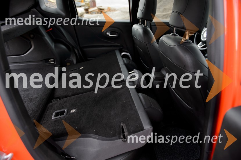 Jeep Renegade 2.0 Multijet 16v 140 AWD Limited, ob pdrti zadnji klopiJeep Renegade 2.0 Multijet 16v 140 AWD Limited, mediaspeed test