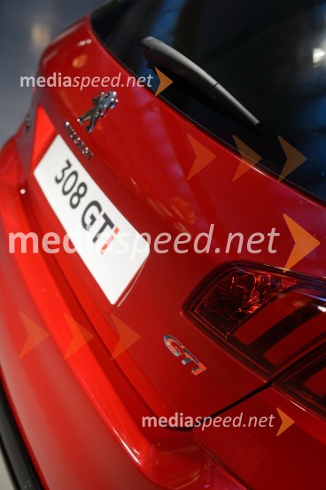 Peugeot Sport 308 GTiSlovenska predstavitev Peugeot Sport 308 GTi
