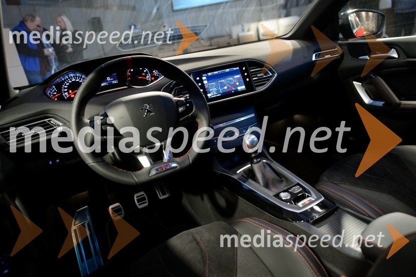 Peugeot Sport 308 GTiSlovenska predstavitev Peugeot Sport 308 GTi