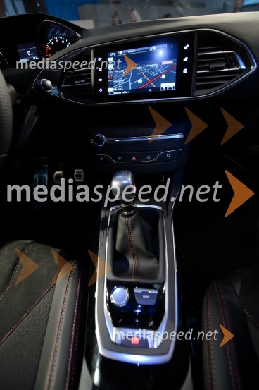 Peugeot Sport 308 GTiSlovenska predstavitev Peugeot Sport 308 GTi