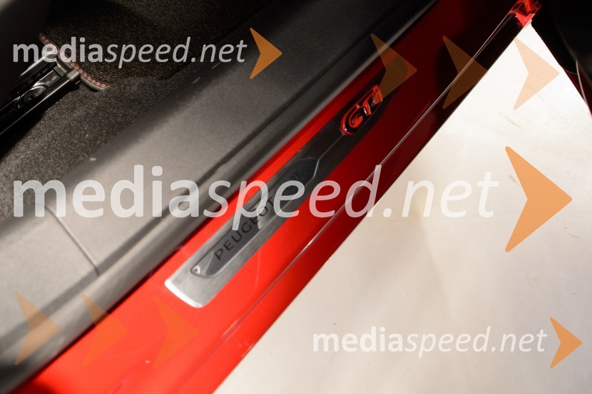 Peugeot Sport 308 GTiSlovenska predstavitev Peugeot Sport 308 GTi