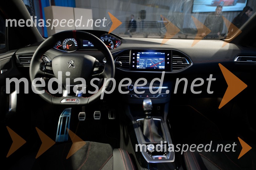 Peugeot Sport 308 GTiSlovenska predstavitev Peugeot Sport 308 GTi