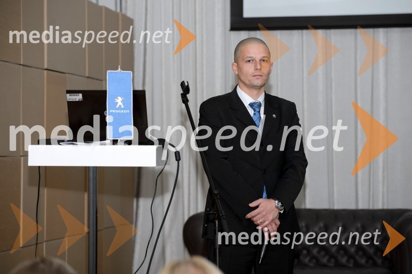  Adam Kavšek, direktor prodaje Peugeot SlovenijaSlovenska predstavitev Peugeot Sport 308 GTi