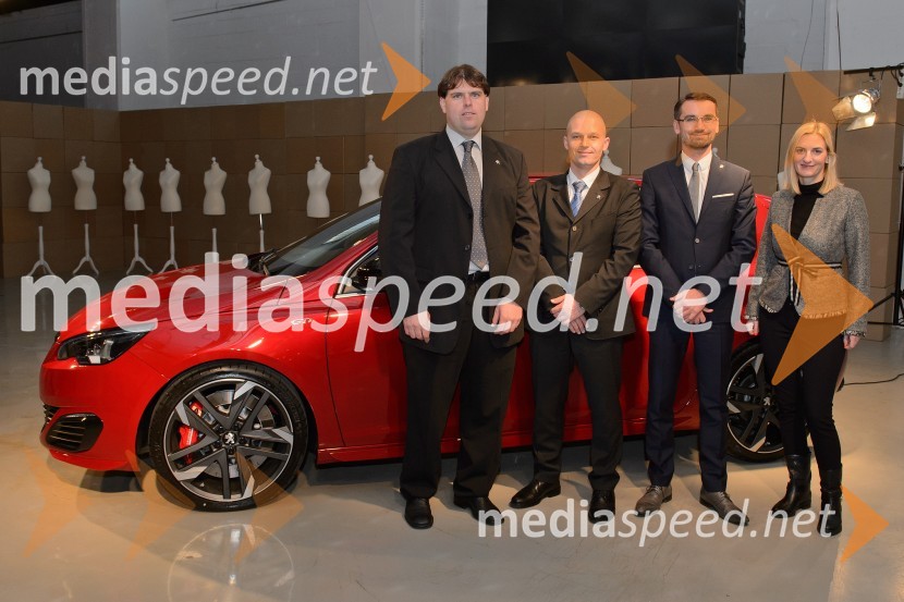  Martin Fajt, produktni vodja Peugeot Slovenije;  Adam Kavšek, direktor prodaje Peugeot Slovenija;  Gregor Draksler, direktor marketinga, Peugeot Slovenija;  ... Slovenska predstavitev Peugeot Sport 308 GTi