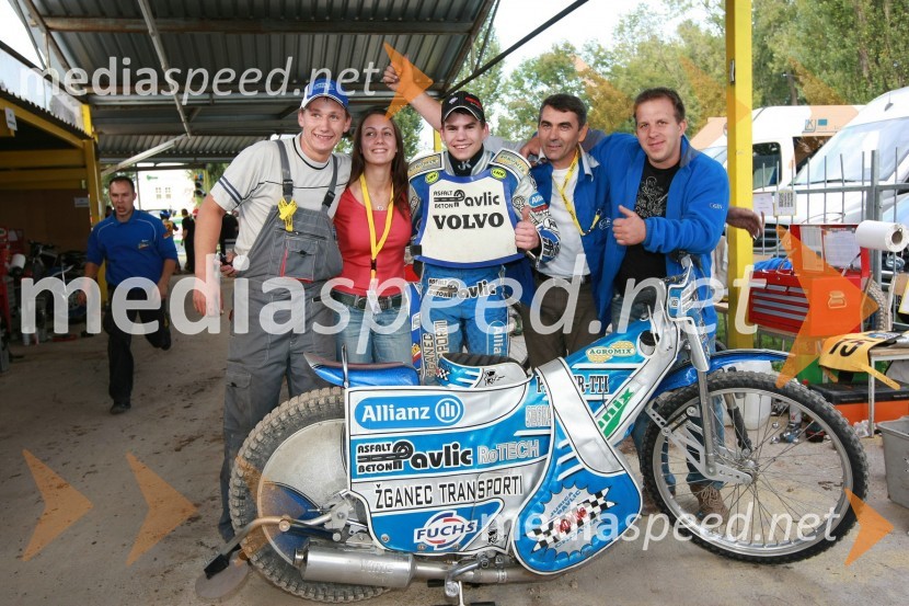 Mehanik, sestra Darja Pavlic, Jurica Pavlic, Hrvaška, oče Zvonko Pavlic in Tomaž Drnač, DTT TuningSPEEDWAY UEM finale EP posameznikov