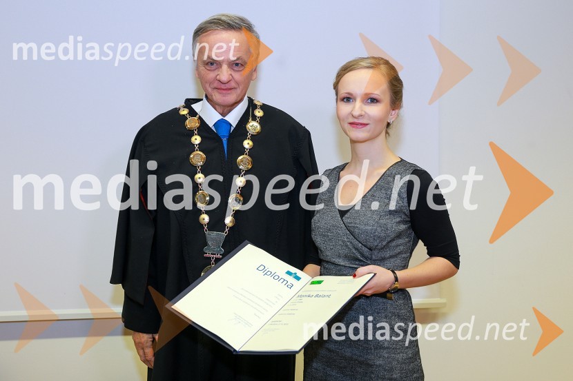 prof. dr. Ivan Krajnc, dekan, Medicinska fakulteta Univerze v Mariboru;  Monika Balant, Medicinska fakulteta Univerze v MariboruSvečana podelitev diplom diplomantom Medicinske fakultete