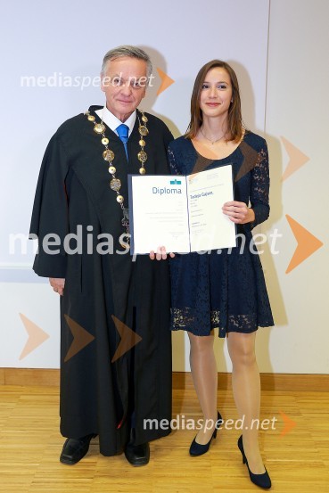 prof. dr. Ivan Krajnc, dekan, Medicinska fakulteta Univerze v Mariboru;  Tadeja Gajser, Medicinska fakulteta Univerze v MariboruSvečana podelitev diplom diplomantom Medicinske fakultete