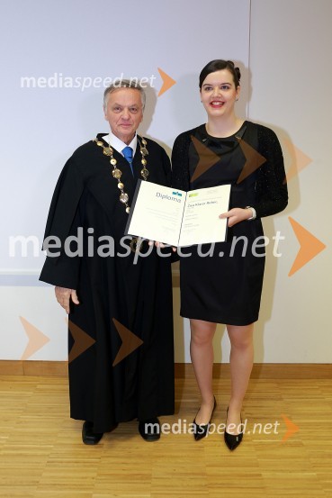 prof. dr. Ivan Krajnc, dekan, Medicinska fakulteta Univerze v Mariboru;  Živa Klarer Rebec, Medicinska fakulteta Univerze v MariboruSvečana podelitev diplom diplomantom Medicinske fakultete
