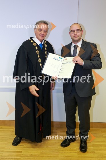 prof. dr. Ivan Krajnc, dekan, Medicinska fakulteta Univerze v Mariboru;  Matevž Privšek, Medicinska fakulteta Univerze v MariboruSvečana podelitev diplom diplomantom Medicinske fakultete